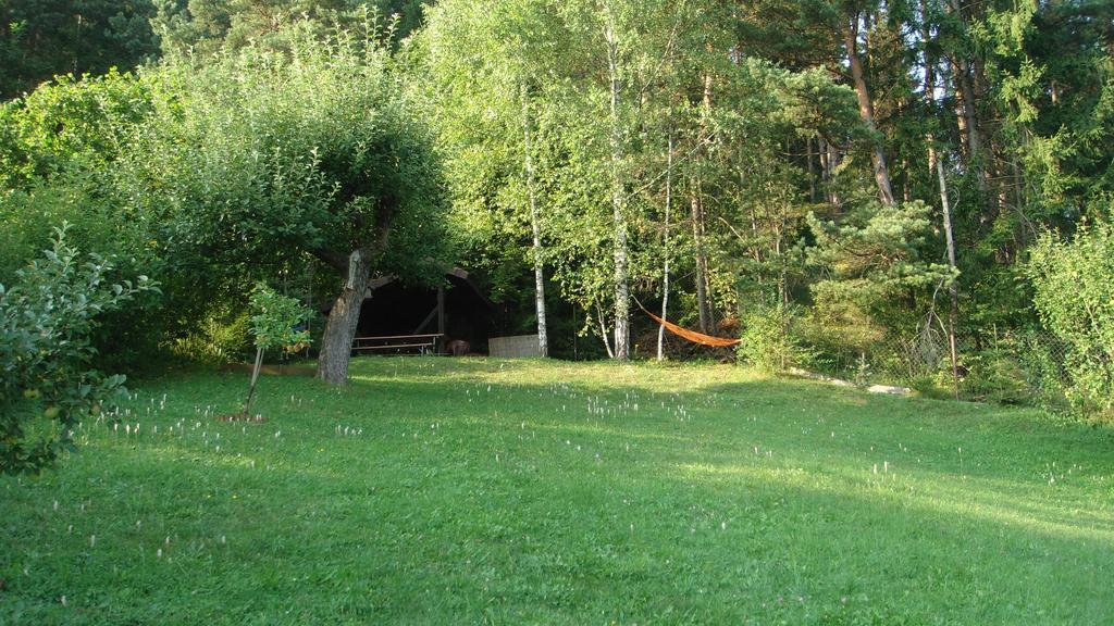 Apartman U Sarky Valaska Exterior photo